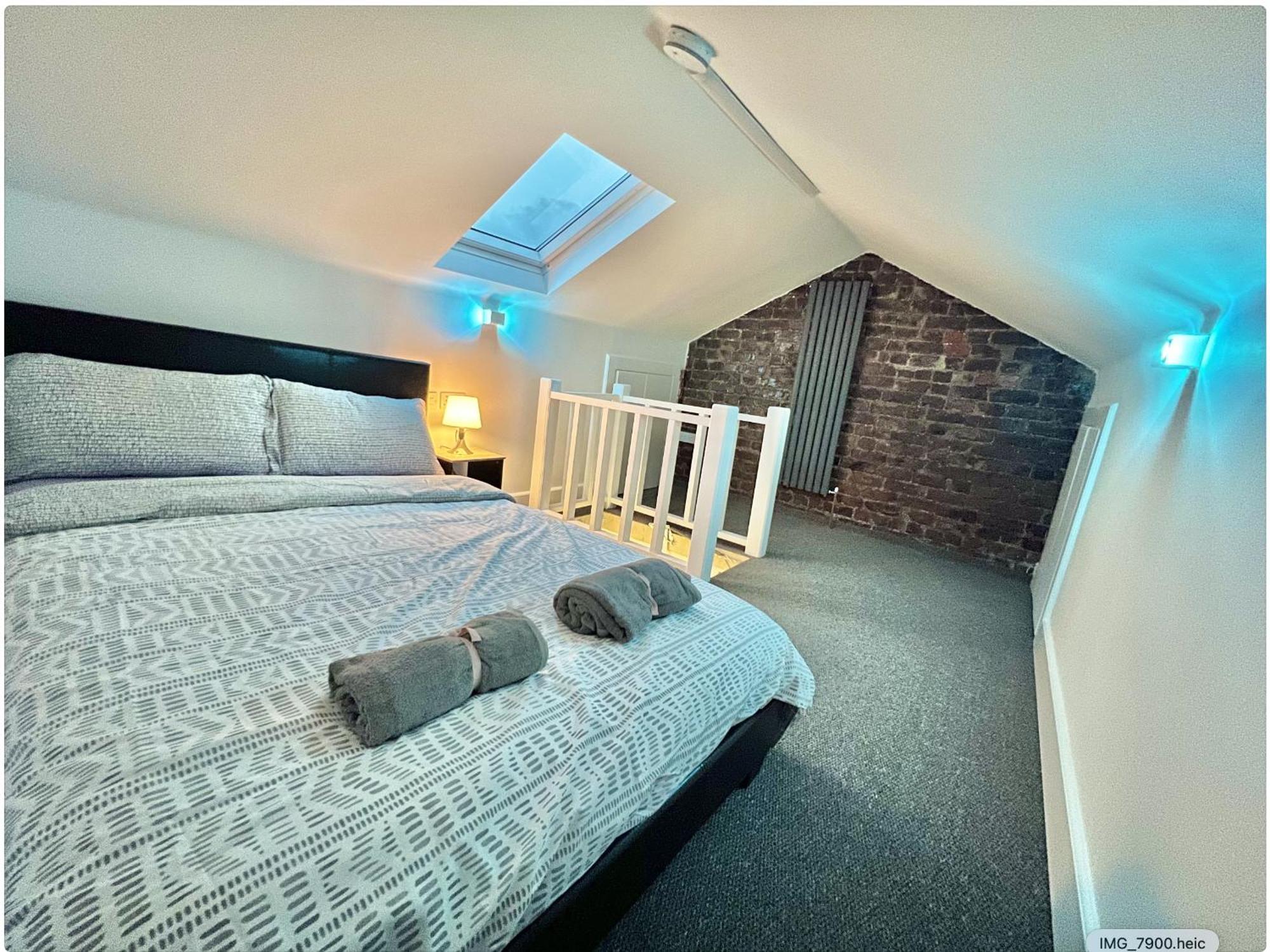 Lux 2 Bed Apartment Mancity Stadium, Coop Arena, Picadilly Manchester Buitenkant foto